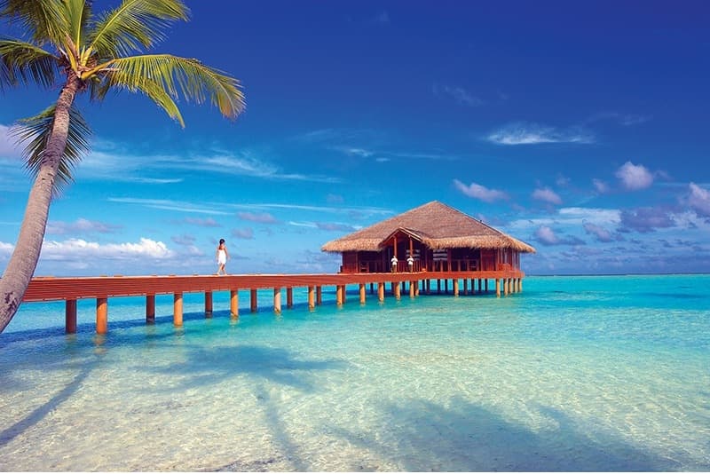 Maldives Honeymoon Package to Medhufushi with 2N Beach Villa + 1N Water Villa Stay