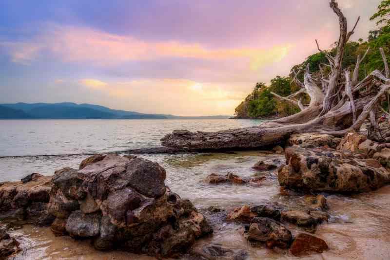 Kalapathar Beach