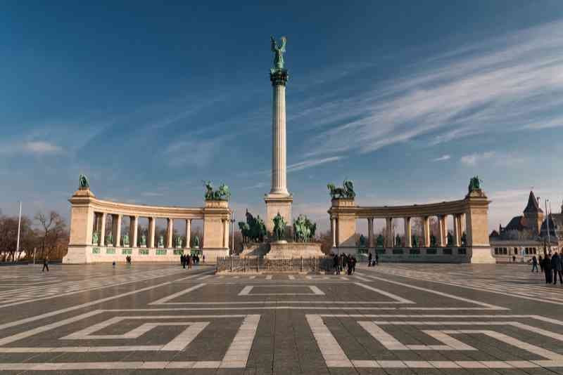 Heroes Square