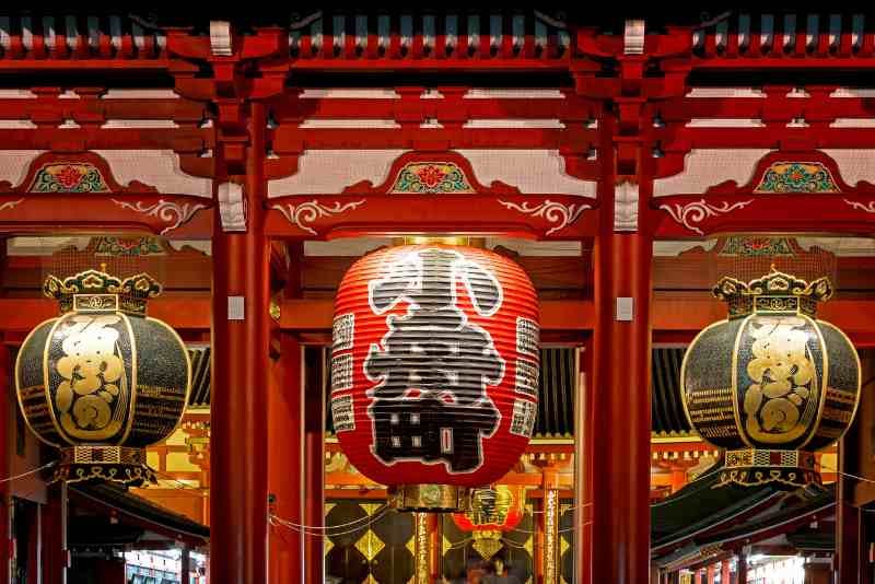  The Temple Gates of Asakusa