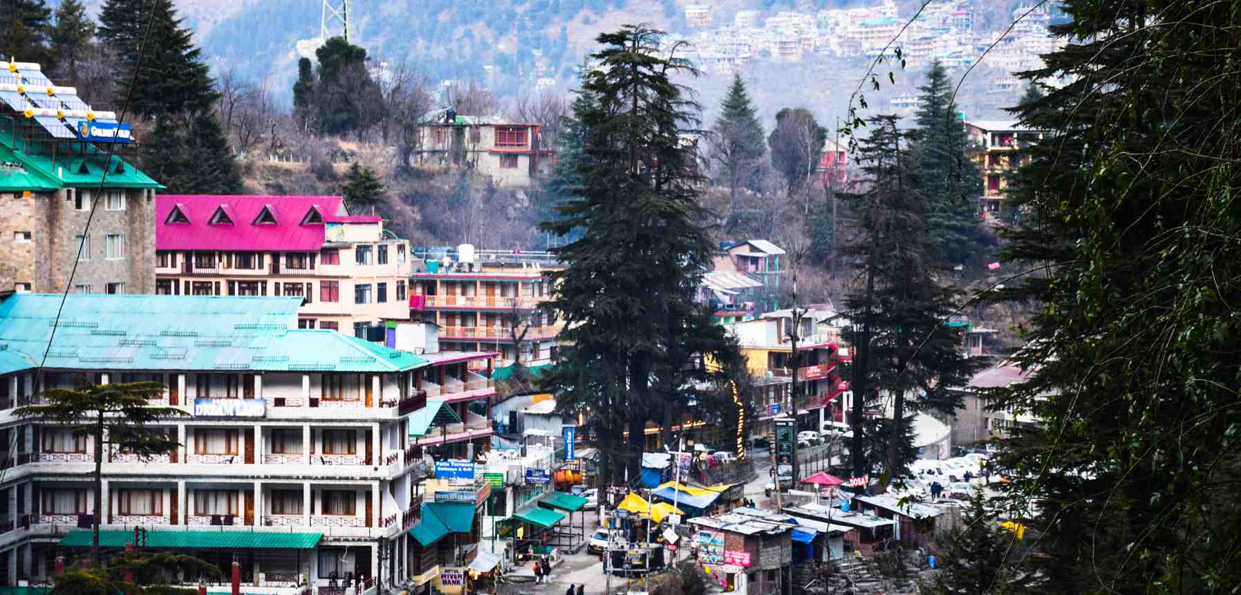 Explore the old town of Manali